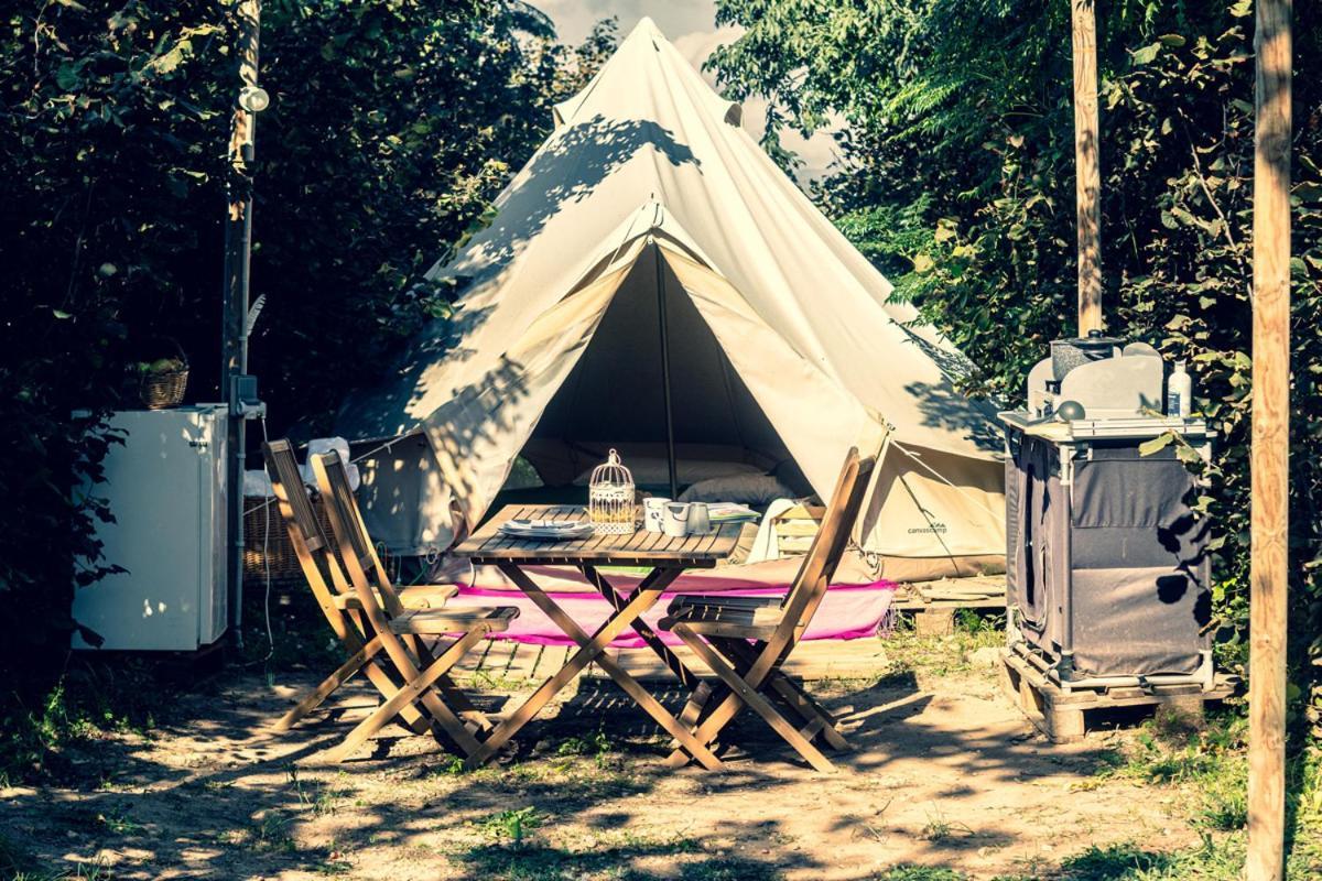 Hotel Ecologic Vinyols Camp Vinyols i Els Arcs Zewnętrze zdjęcie